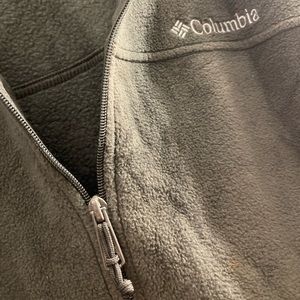 Columbia  zip-up jacket